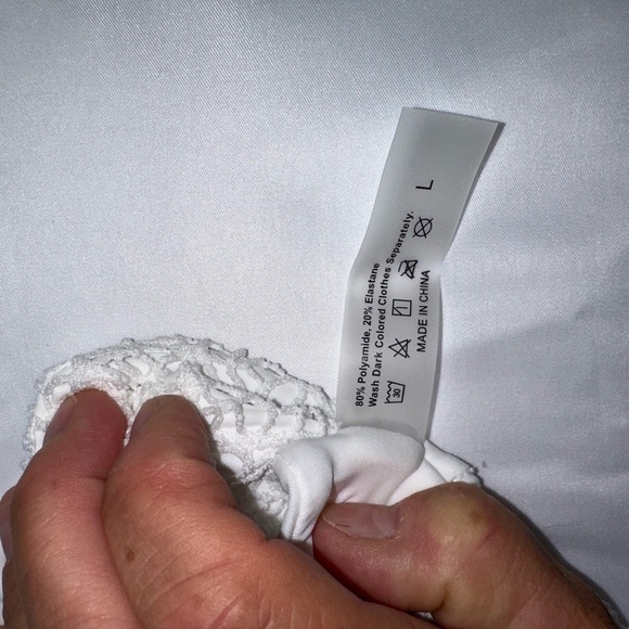 All WHITE BIKINI - Picture 3 of 9